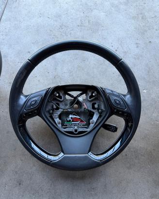 Volante Toyota Chr