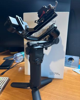 DJI RS3 MINI - Stabilizzatore