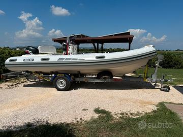 Gommone BSC 57 570 cm Suzuki DF 115 CV