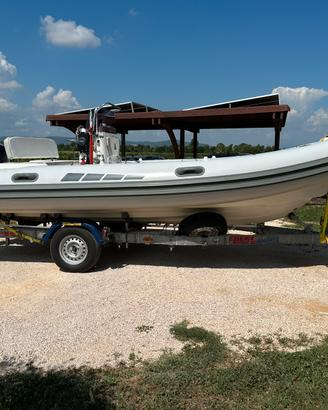 Gommone BSC 57 570 cm Suzuki DF 115 CV