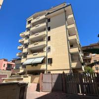 3 LOCALI A LADISPOLI