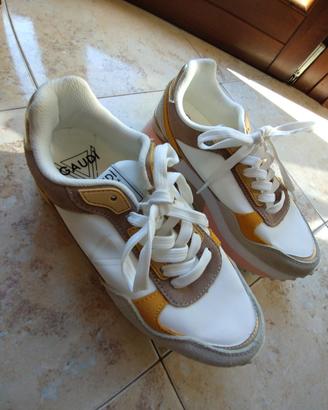 Scarpe gaudi