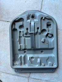 Cassetta attrezzi E30 n. 1152080