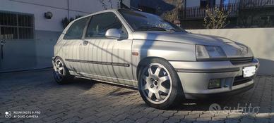 renault clio 1.8