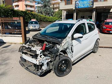 Opel Karl Rocks 1.0 73 CV