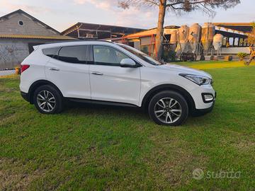 Hyundai Santa Fe  2.0