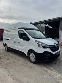 0444 FURGONE RENAULT TRAFIC 2021