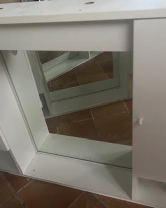 Mobiletto bagno bianco