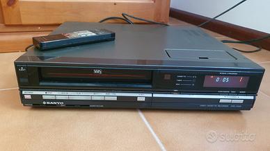 Videoregistratore VHS Sanyo VHR 1100-G vintage