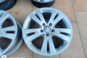 Mercedes Classe C e classe B 