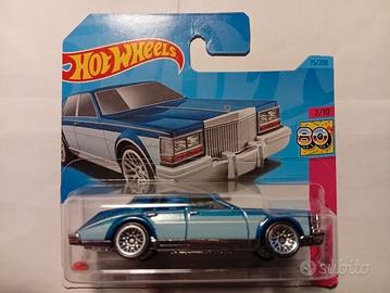 Hot Wheels 2023 '82 Cadillac Seville 75/250