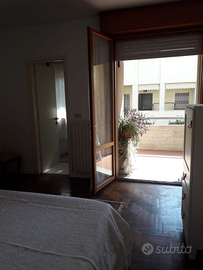 Libere 2 stanze una matrimoniale e una singola