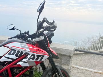 Ducati Hypermotard 796