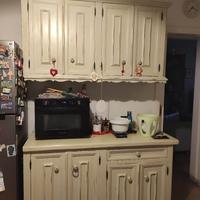 Madia cucina in noce e pensili