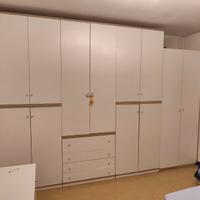 Camera da letto completa con armadio