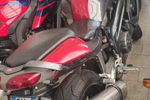 Aprilia sl 1000 falco 