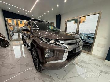 Mitsubishi L200 Double Cab MItsubishi L200 d.cab 2