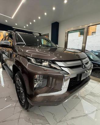 Mitsubishi L200 Double Cab MItsubishi L200 d.cab 2