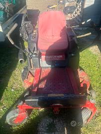 Trattorino tagliaerba toro