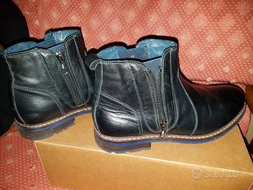 Stivaletto BATA n.40