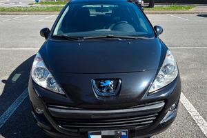 Pegeot 207   1.4  75CV 5P GPL  Neopatentati 