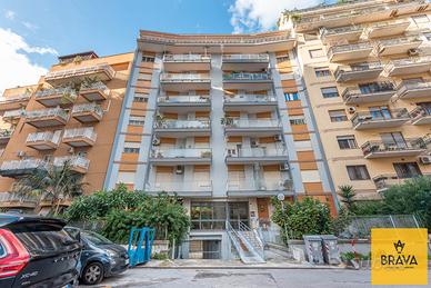 6 vani con cantina in Via Ferdinando Palasciano