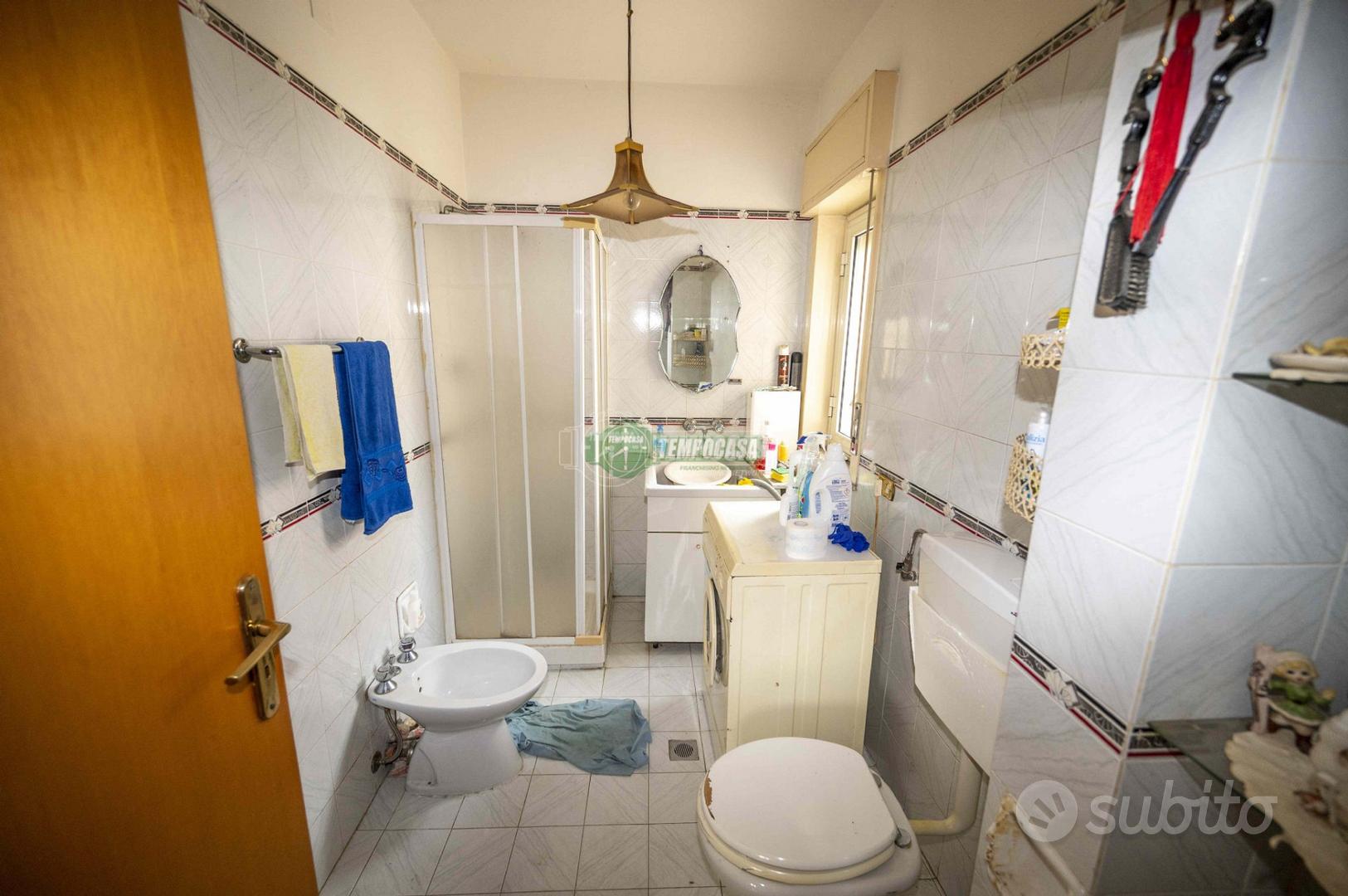 Quadrivani oltre accessori e due mansarde in zona - Vista 5