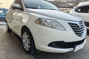 LANCIA - Ypsilon - 1.2 69 CV 5p. GPL Ecochic Gold