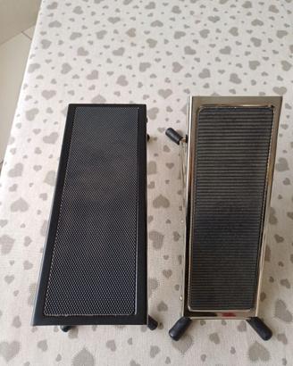 Poggiapiedi (coppia) mai usati per chitarristi