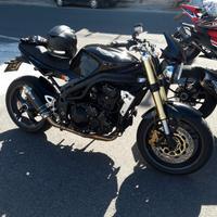 Triumph Speed triple 1050