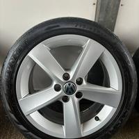 Cerchi lega vW Polo 6r da 16 pollici con gomme