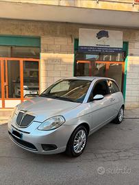 Lancia Ypsilon 1.4 Platino Ecochic GPL