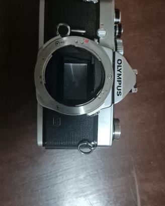 Macchina fotografica analogica Olympus Om 1n