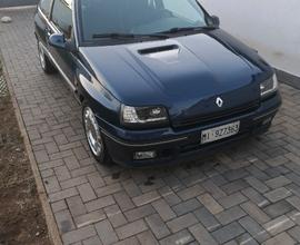 RENAULT Clio 1.8 16v - 1993