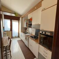 Cucina lineare a ponte