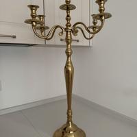 Candelabro grande dorato