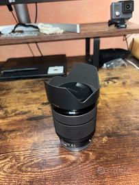 Obbiettivo Sony SEL-2870