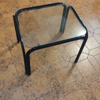 Tavolinetto i. vetro