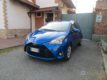 Toyota Yaris 1.0 70CV "49.400 km" Bluetooth, Cam