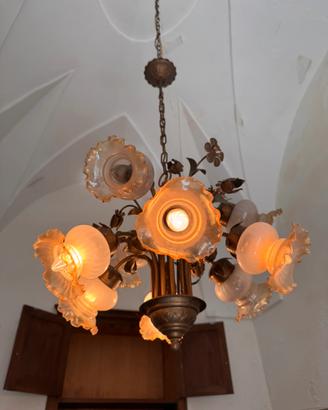 Lampadario floreale oro vintage anni ’70 – 6 luci