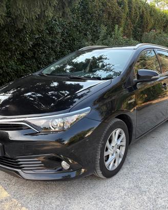 Toyota Auris Touring Sports 1.8h Business cvt EURO