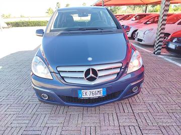 Mercedes-benz B 180 NGT BlueEFFICIENCY Executive