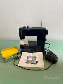 MACCHINA DA CUCIRE PORTATILE VINTAGE