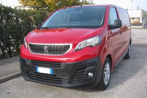 Peugeot Expert 2.0 BlueHDi 120 Premium NAVI Motor