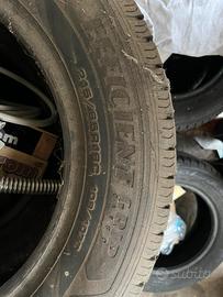 Pneumatici x furgone usati