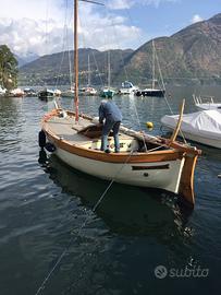 Gozzo a vela d'epoca