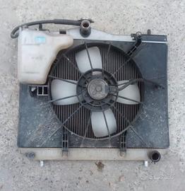 Radiatore originale Daihatsu Terios 1.3 anno 2002