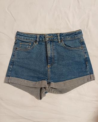 pantaloncino jeans scolorito 