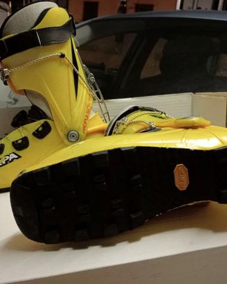 scarponi skialp alien