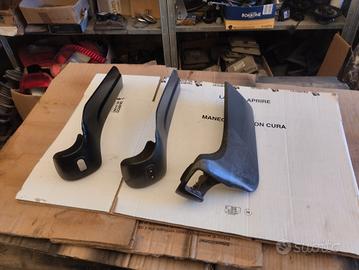 D plastica laterale sedile anteriore sx guida mult